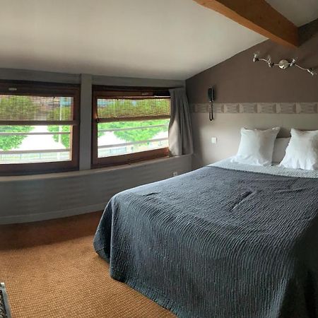 Hotel Le Petit Roche Serrières-en-Chautagne Zewnętrze zdjęcie