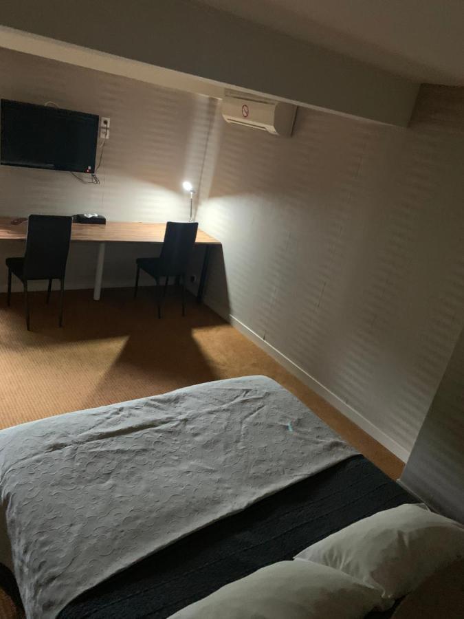 Hotel Le Petit Roche Serrières-en-Chautagne Zewnętrze zdjęcie